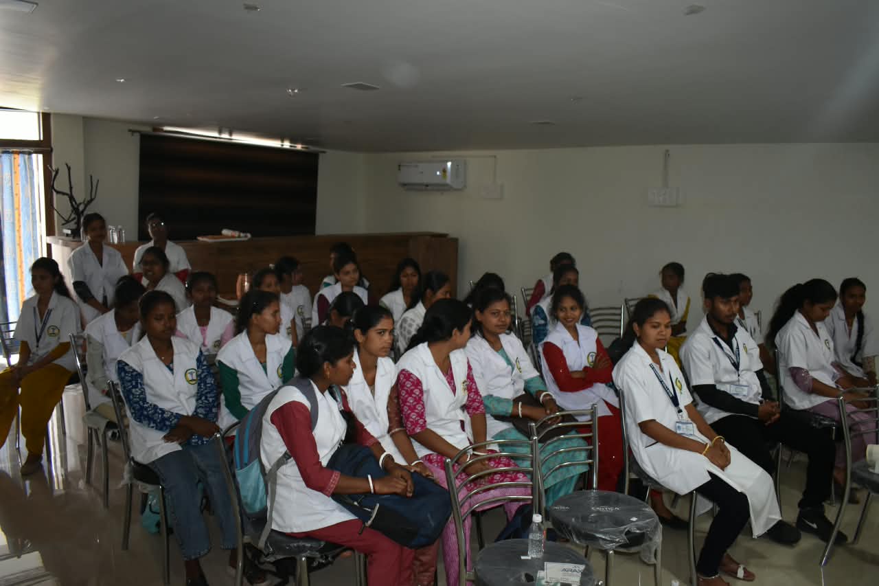 Nursing students attending a Nurse Edge classroom session